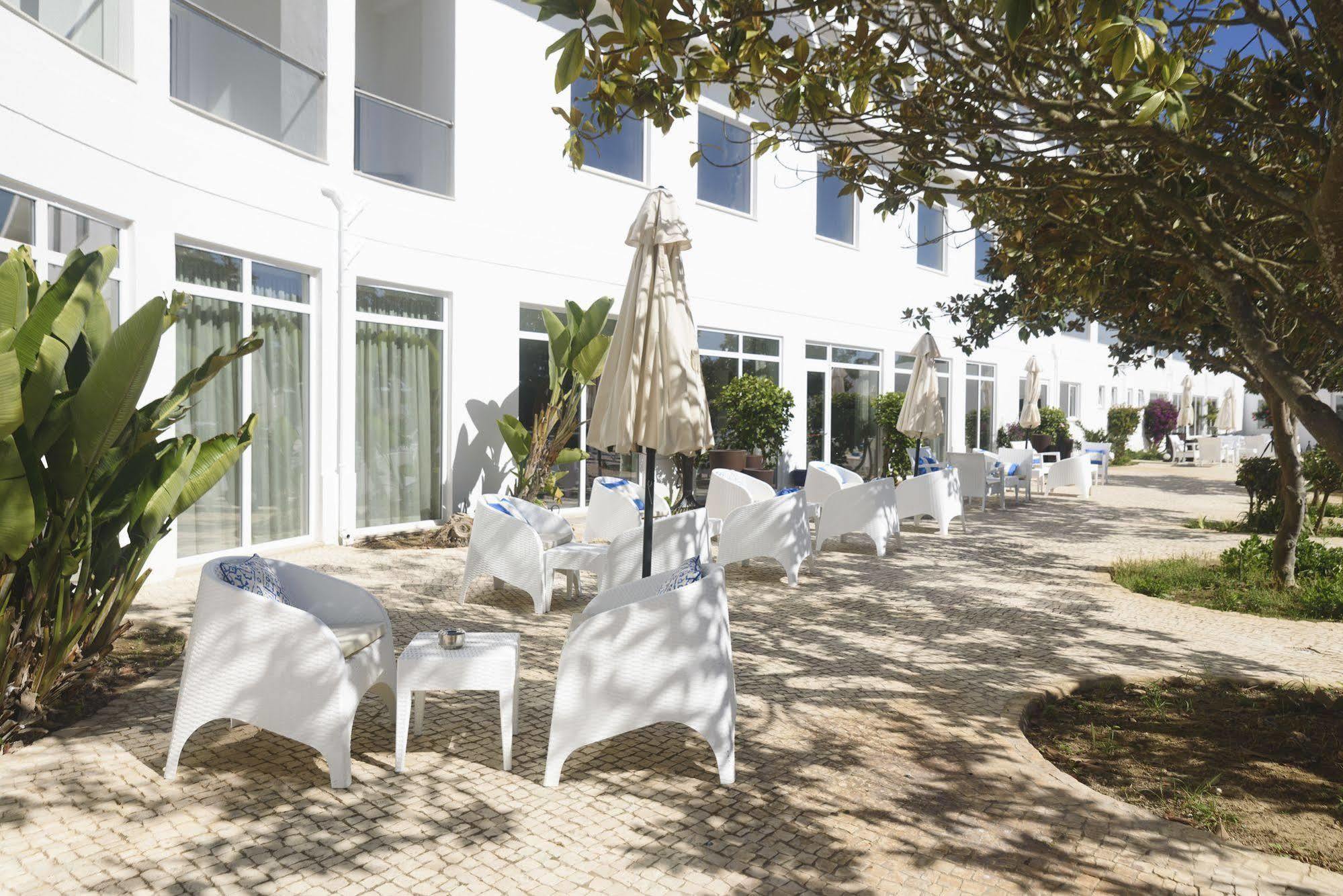 Mh Atlantico Hotel Atouguia Da Baleia Buitenkant foto